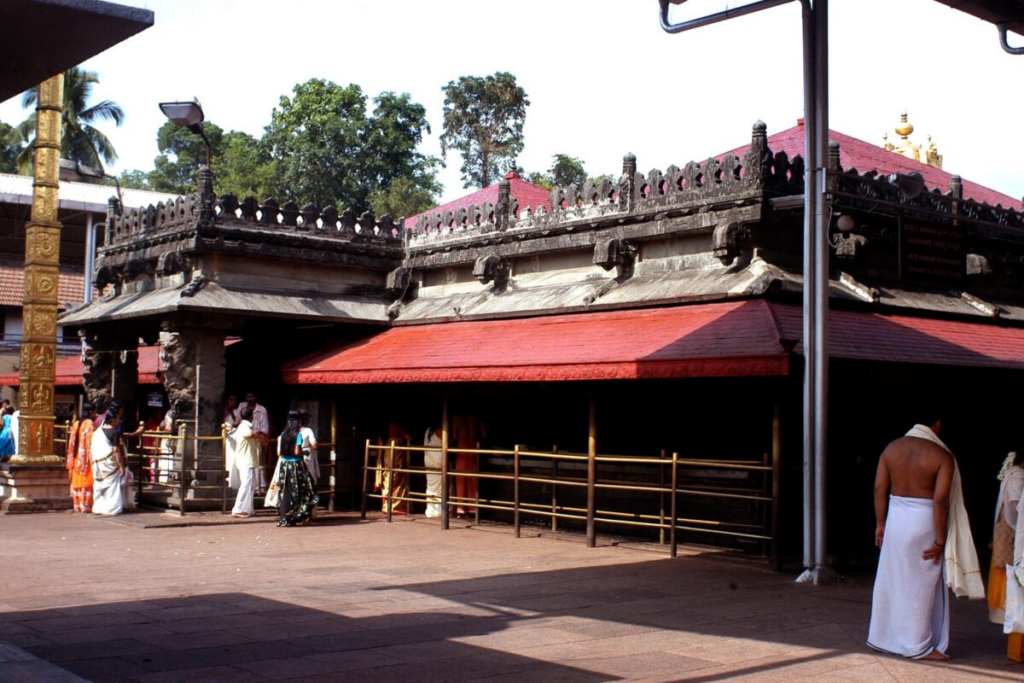 How To Reach Kollur Mookambika Temple