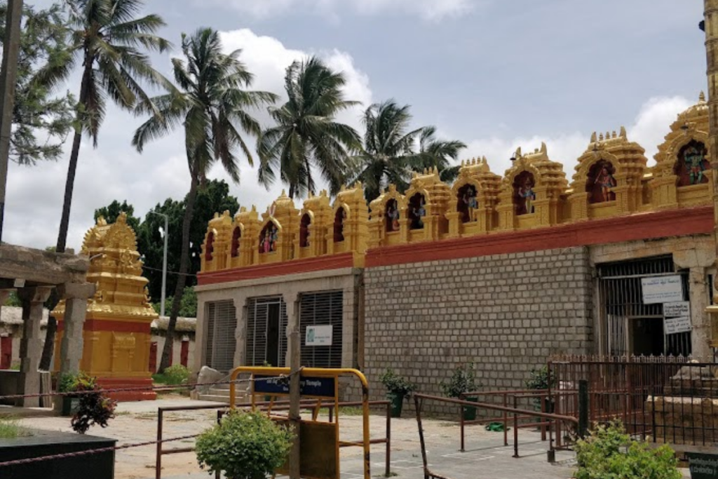 How to Reach Koladevi Garuda Temple