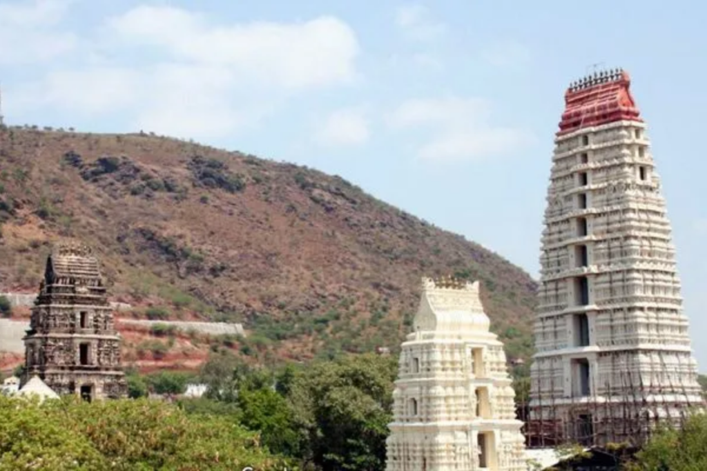 Panakala Swamy Temple Timings